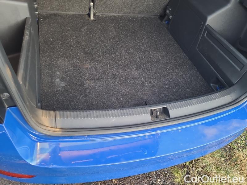  Skoda  Fabia  Combi (2015) Com.1.0TSI 70 Ambition 5d #16