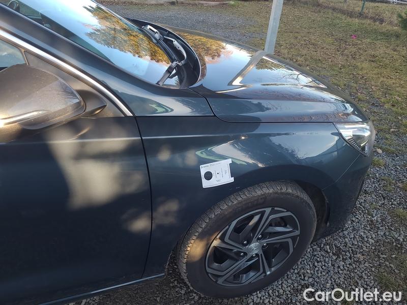  Hyundai  i30   cw (PD)(2017->)  kom.1.0TGDI 120 Smart #11