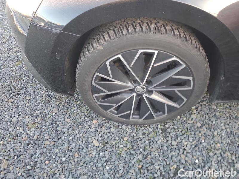  Skoda  Superb  (3V3)(2015) Supe.FL2.0TSI 140 L&K AT #2