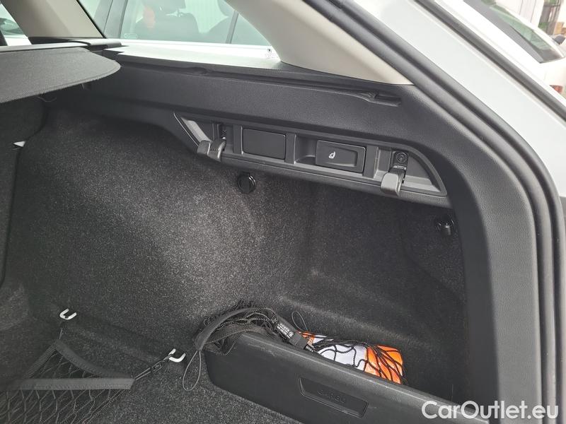  Skoda  Octavia  Combi (NX3)(2020) Oct.Com.1.5 e-TEC 110 Style AT #11