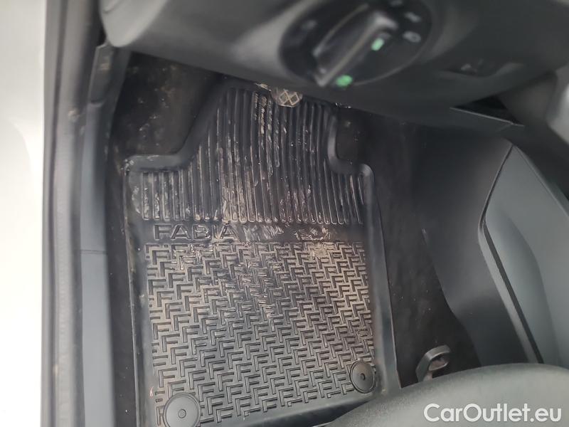  Skoda  Fabia  Combi (2015)  Com.1.0TSI 70 Active #5