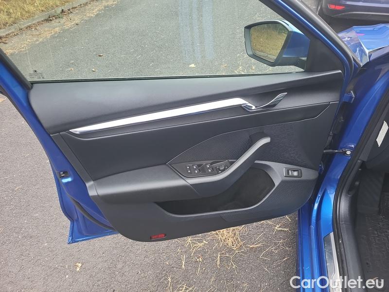  Skoda  Octavia  Combi (NX3)(2020) Oct.Combi 2.0TDI 85 Style #11