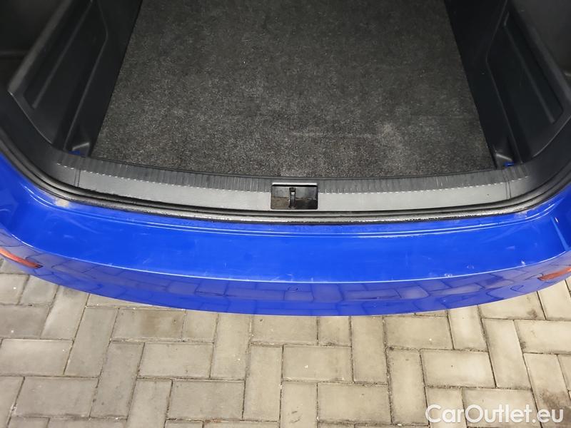  Skoda  Fabia  Combi (2015) Com.1.0TSI 70 Ambition 5d #10