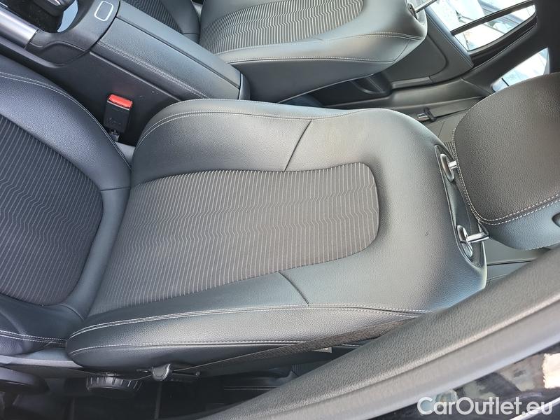  Mercedes  GLA  BM247 (2020)  250 e AT 5d #9