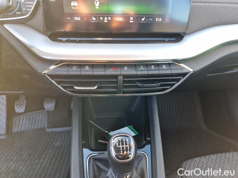  Skoda  Octavia  Lim. (NX3)(2020)  1.0TSI 81 Style #15