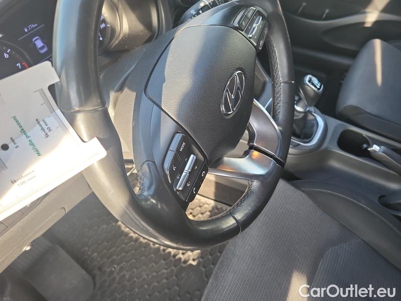 Hyundai  i30   cw (PD)(2017->)  kom.1.0TGDI 120 Comfort #27