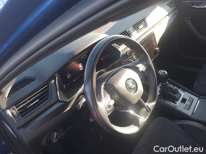  Skoda  Superb  (3V3)(2015) Supe.FL2.0TDI 110 Sportline AT #16