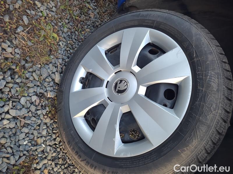  Skoda  Fabia  Combi (2015)  Com.1.0TSI 70 Active #9