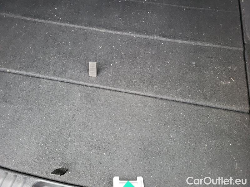  KIA  Cee'd Ceed Sportswagon (2018->) Ceed SW 1.5 T-GDI 118 Fresh #25