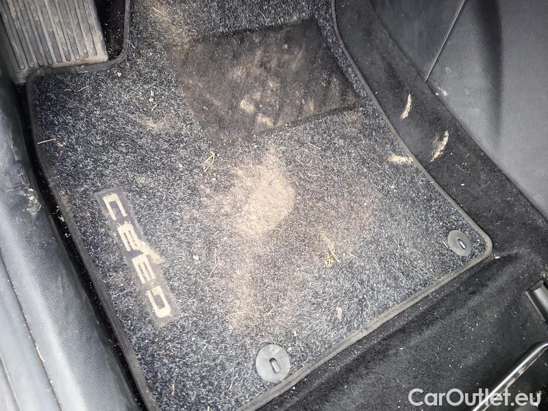  KIA  Cee'd Ceed Sportswagon (2018->) Ceed SW 1.5 T-GDI 118 Fresh #10