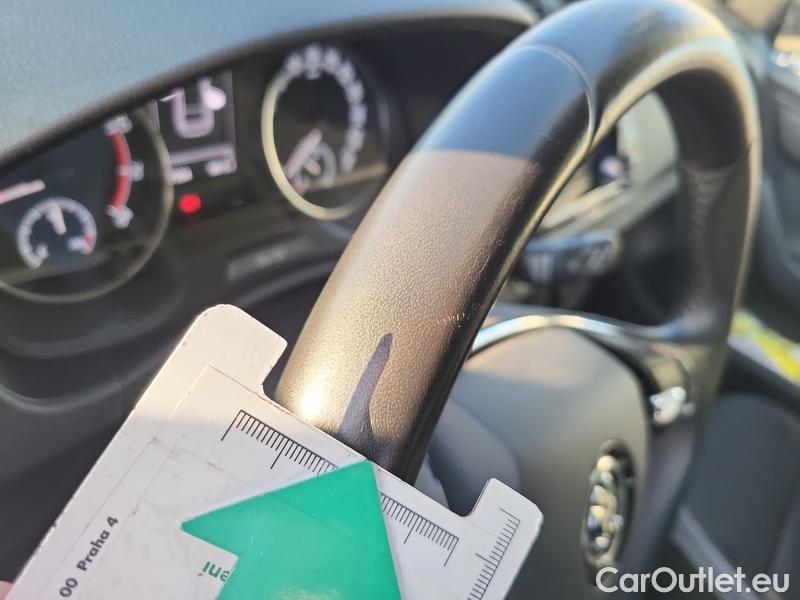  Skoda  Fabia  Combi (2015) Com.1.0TSI 70 Ambition 5d #6