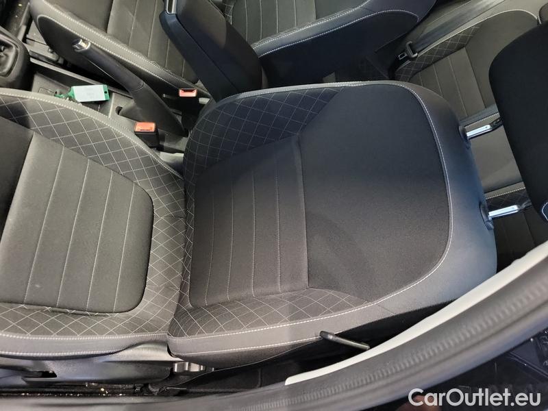  Skoda  Fabia  Combi (2015) Com.1.0TSI 70 Ambition 5d #9