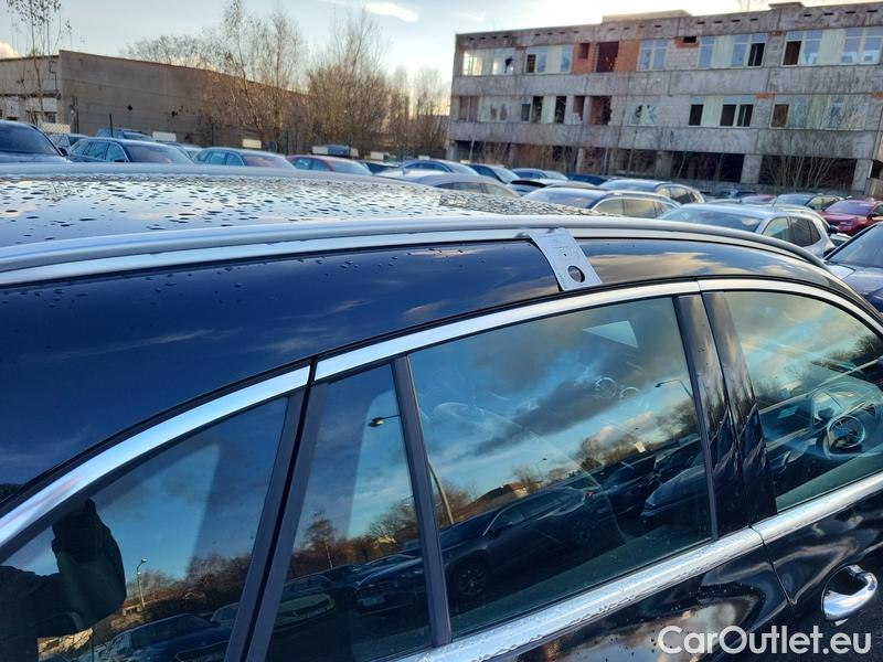  Mercedes  GLA  BM247 (2020)  250 e AT 5d #14