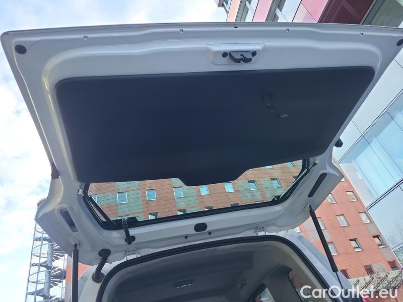  Opel  Combo  Life (E)  (2018) Com.L.1.5D 96 Elegance Plus 5d #13