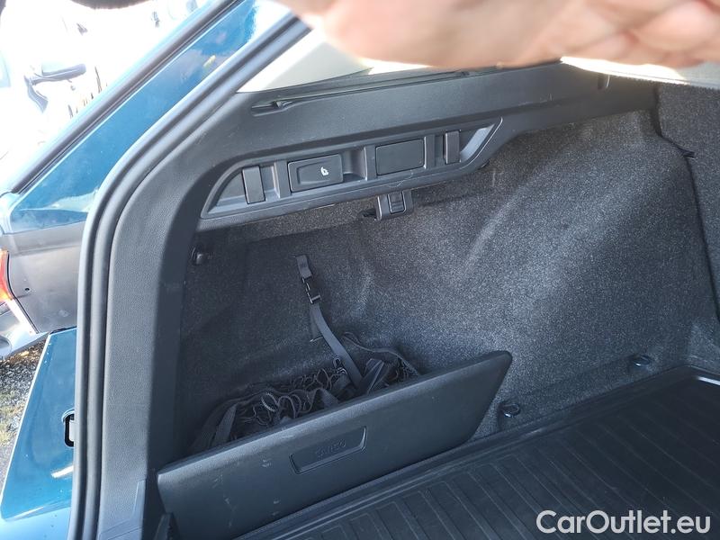  Skoda  Octavia  Combi (NX3)(2020) Oct.Combi 2.0TDI 85 Style AT #9