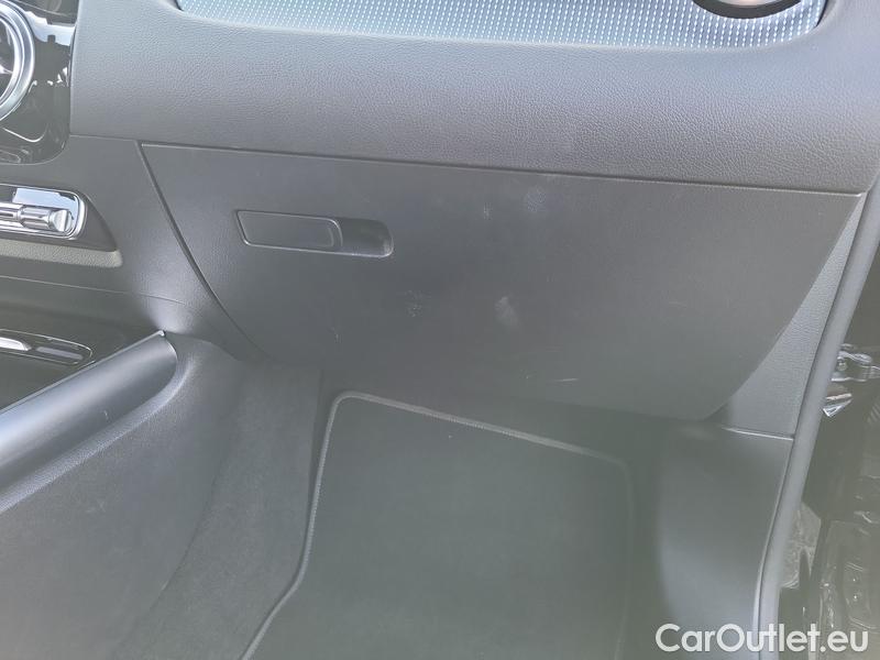  Mercedes  GLA  BM247 (2020)  250 e AT 5d #17