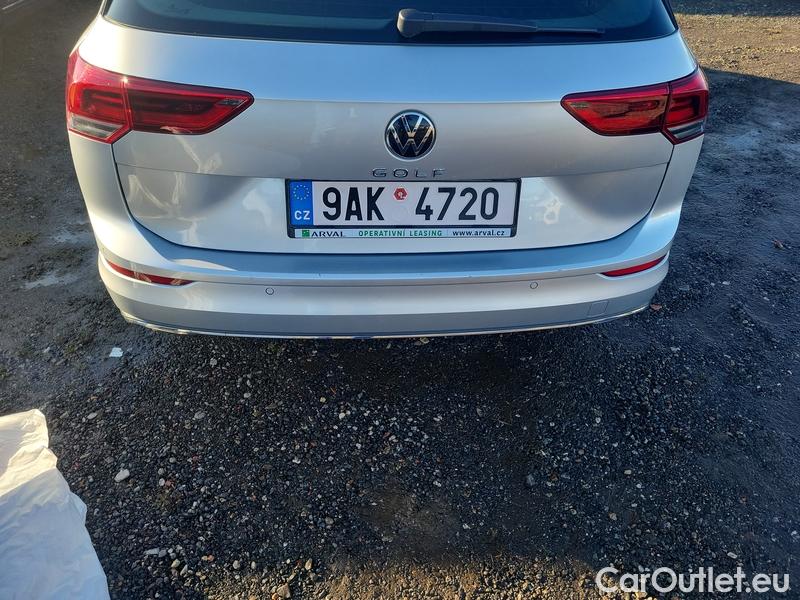  Volkswagen  Golf  VIII Variant (CG5) 2020 Var.2.0TDI 110 Style AT #9