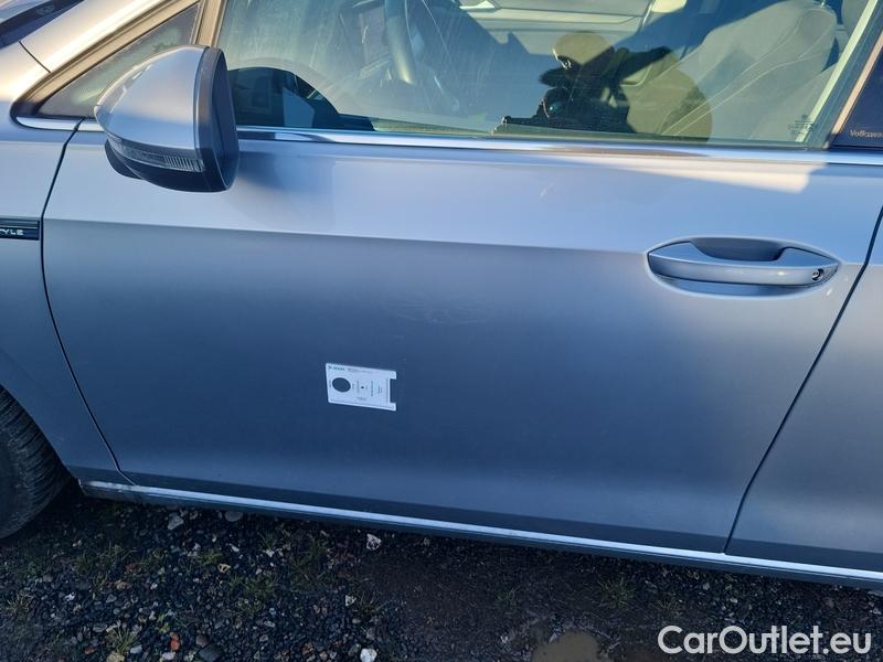  Volkswagen  Golf  VIII Variant (CG5) 2020 Var.2.0TDI 110 Style AT #3