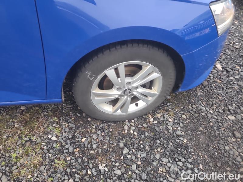  Skoda  Fabia  Combi (2015) Com.1.0TSI 70 Ambition 5d #6