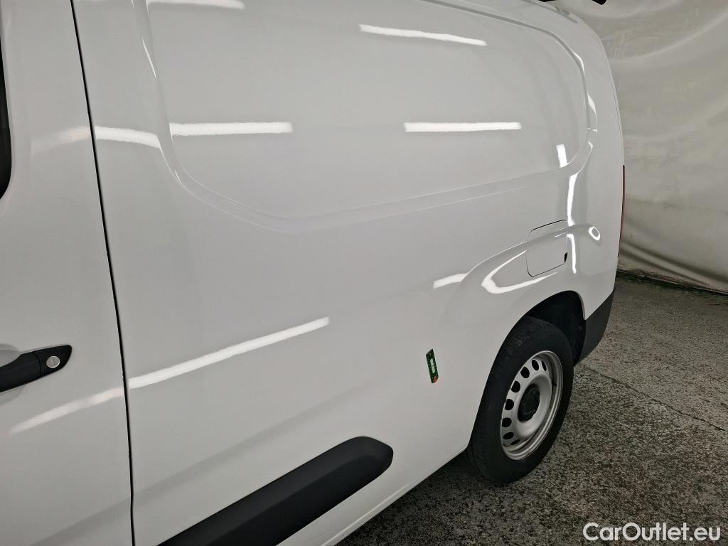  Citroen  Berlingo  Fourgon Club XL 950 1.5 BlueHDi 100CV BVM5 E6dT #8