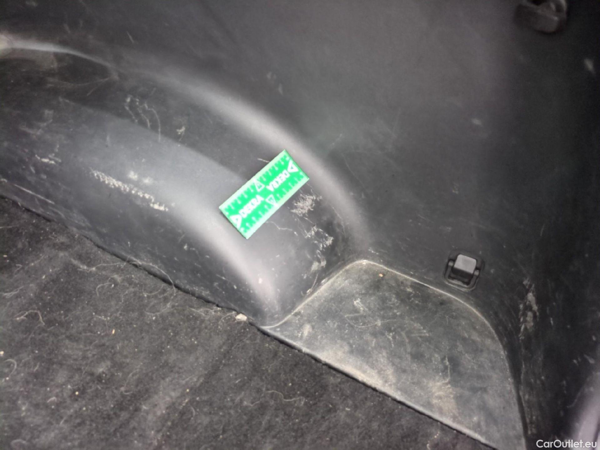  Hyundai  Tucson  Intuitive Hybrid 2WD 1.6 T-GDI 230CV BVA6 E6d #10