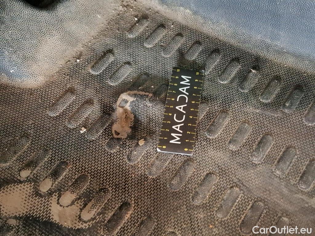  Citroen  Berlingo  Fourgon Club M 650 1.5 BlueHDi 75CV BVM5 E6dT #24