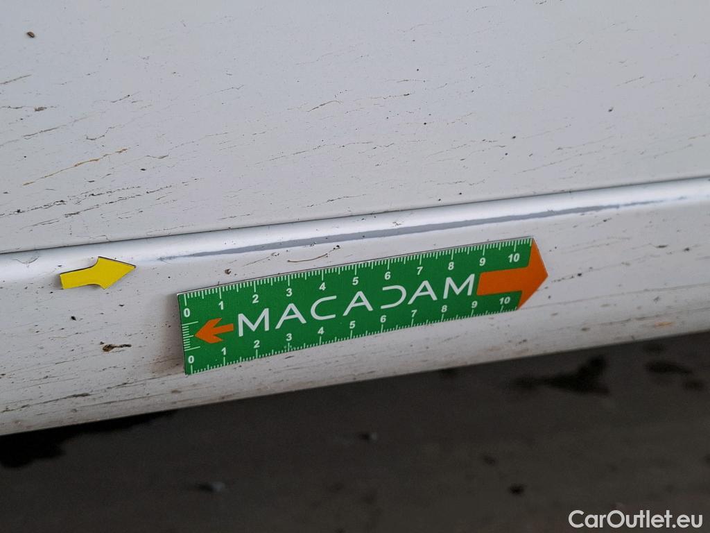  Fiat  Fiorino FIAT  VU 4p Fourgonnette 1.3 Multijet 80 Pack Professional Nav #9