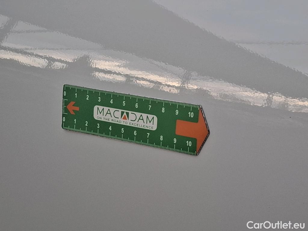  Mercedes  A-Klasse MERCEDES-BENZ Classe A Compact / 2018 / 5P / Berline A 180 d Business Line 8G-DCT #14