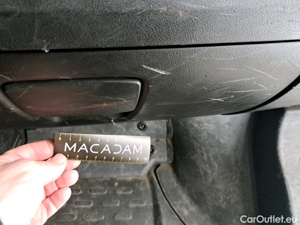  Citroen  Jumper CITROEN  VU 4p Fourgon 33 L3H2 BlueHDi 110 BVM6 Confort #73