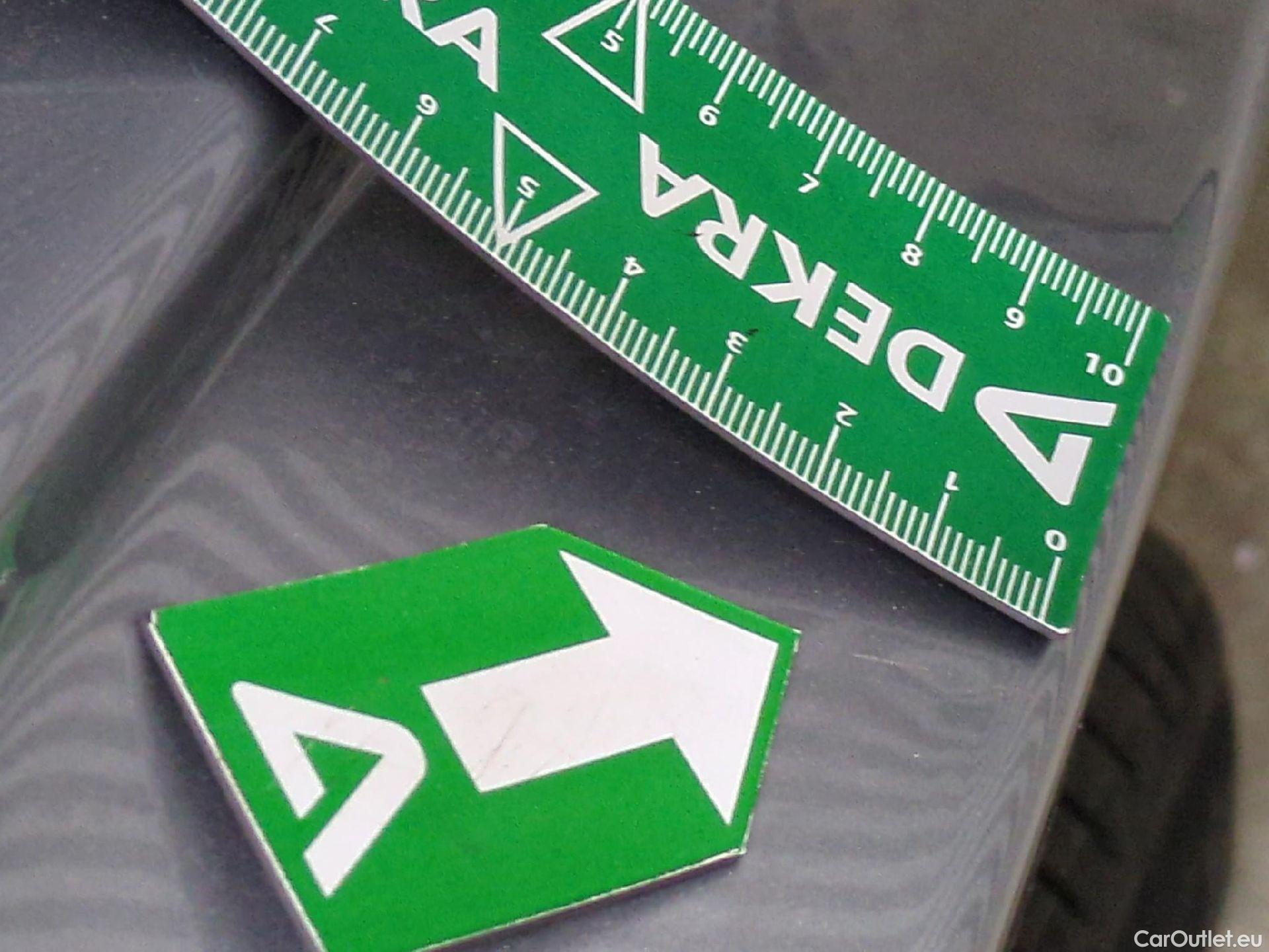  Hyundai  Tucson  Intuitive Hybrid 2WD 1.6 T-GDI 230CV BVA6 E6d #19