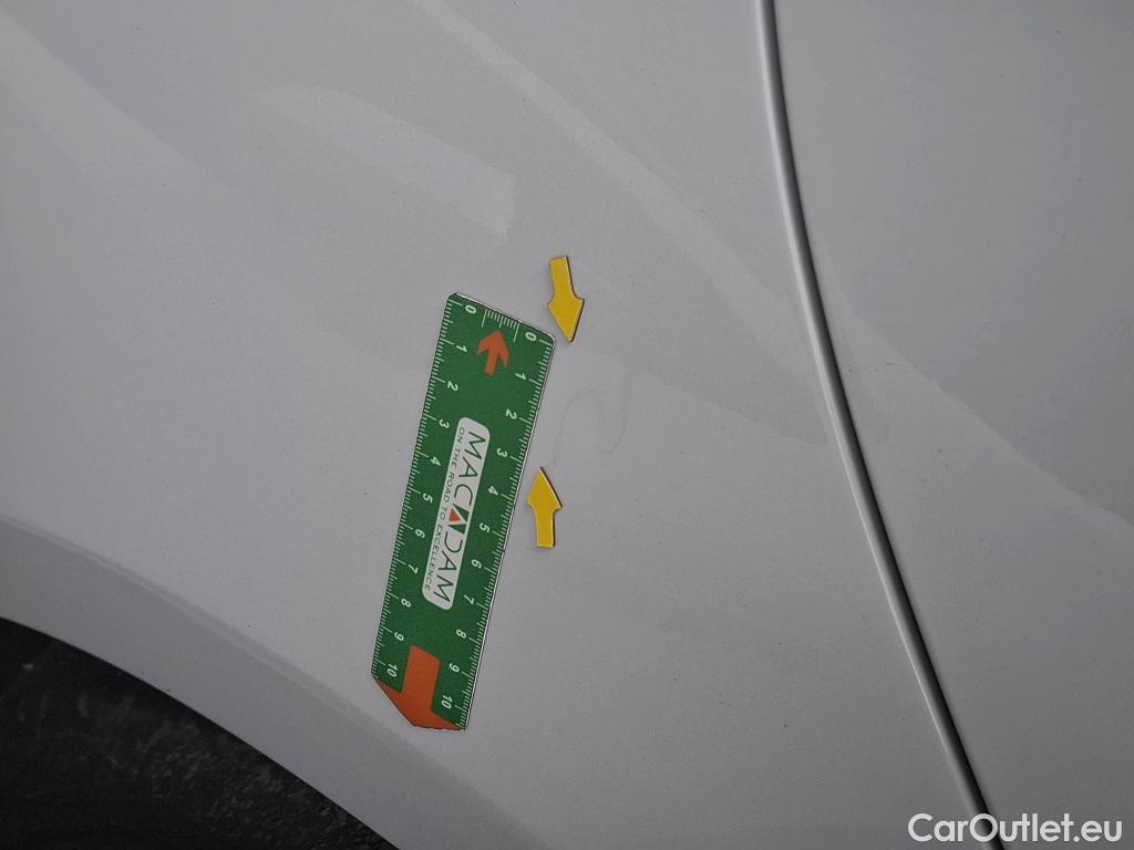  Mercedes  A-Klasse MERCEDES-BENZ Classe A Compact / 2018 / 5P / Berline A 180 d Business Line 8G-DCT #5