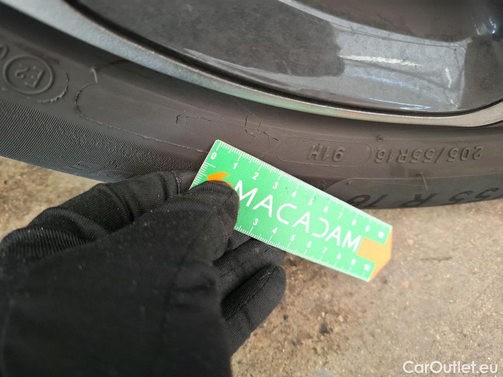  Citroen  C3  Shine Business 1.2 PureTech 110CV BVM6 E6d #12