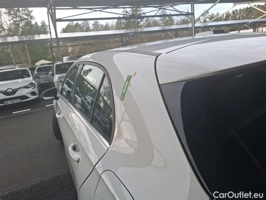  Mercedes  A-Klasse MERCEDES-BENZ Classe A Compact / 2018 / 5P / Berline A 180 d Business Line 8G-DCT #1