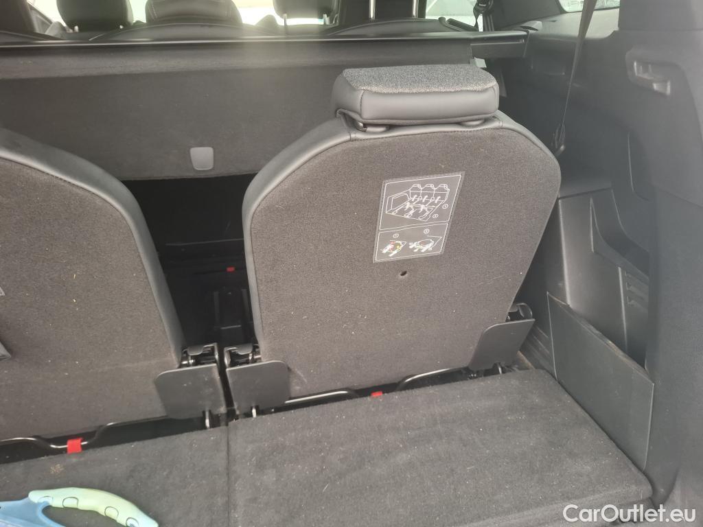  Peugeot  5008  GT Line 1.5 HDi 130CV BVA8 7 Sieges E6dT #2