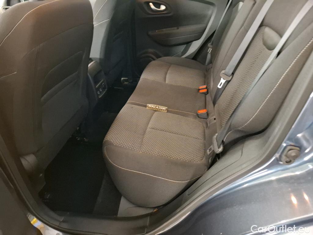  Renault  Kadjar RENAULT  / 2018 / 5P / Crossover Business Blue dCi 115 #1