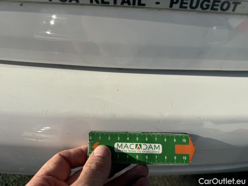  Peugeot  208  Affaire Premium Pack 1.5 HDi 100CV BVM5 E6dT #40