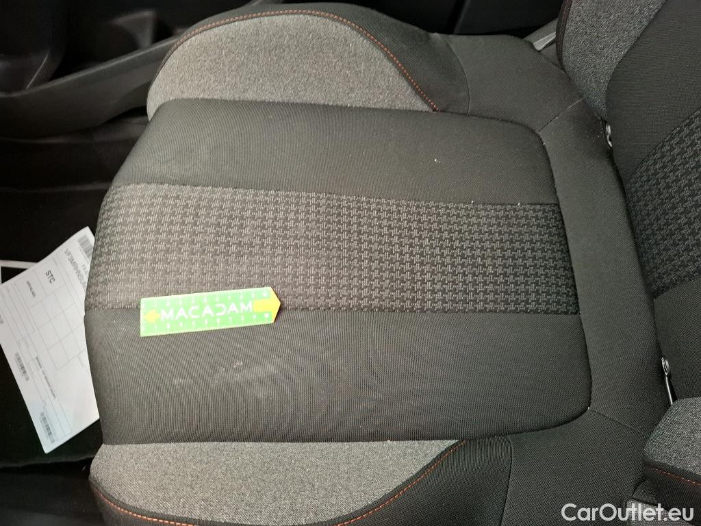  Peugeot  3008  Active Business 1.2 PureTech 130CV BVA8 E6d #23