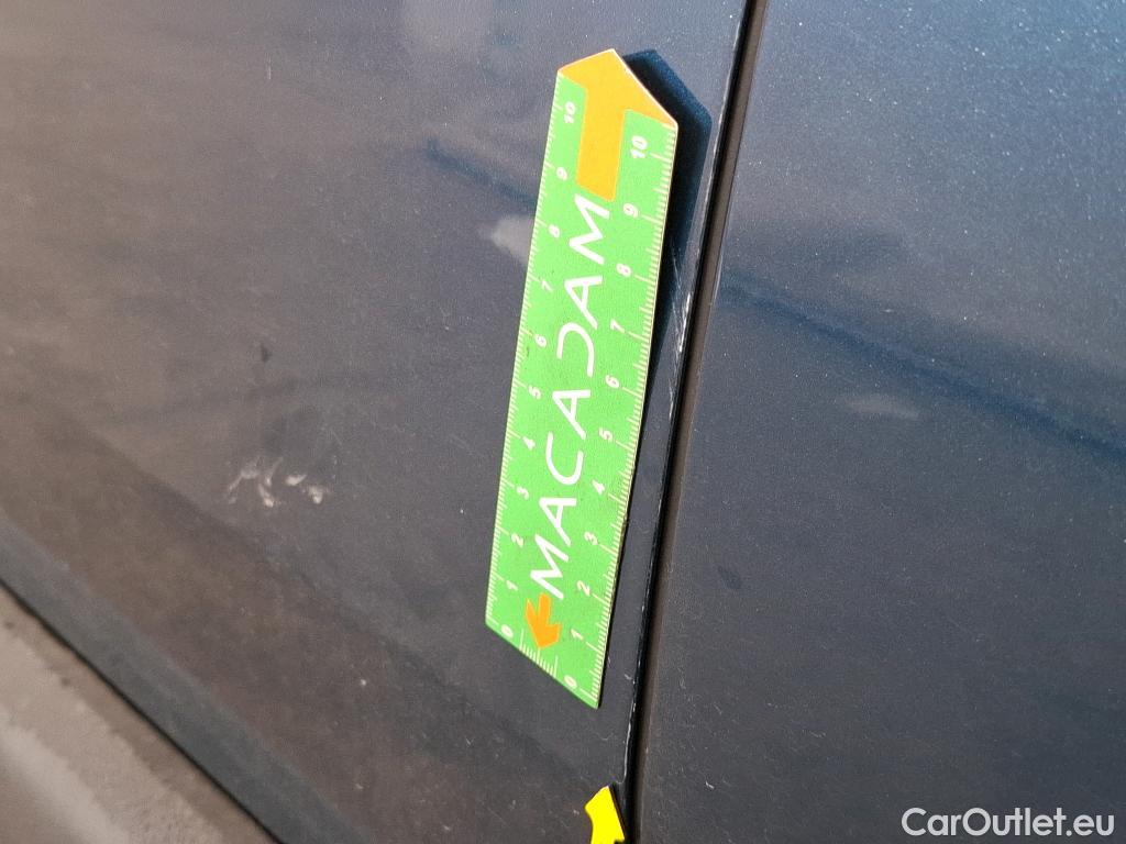  Peugeot  3008  Active Business 1.2 PureTech 130CV BVA8 E6d #2