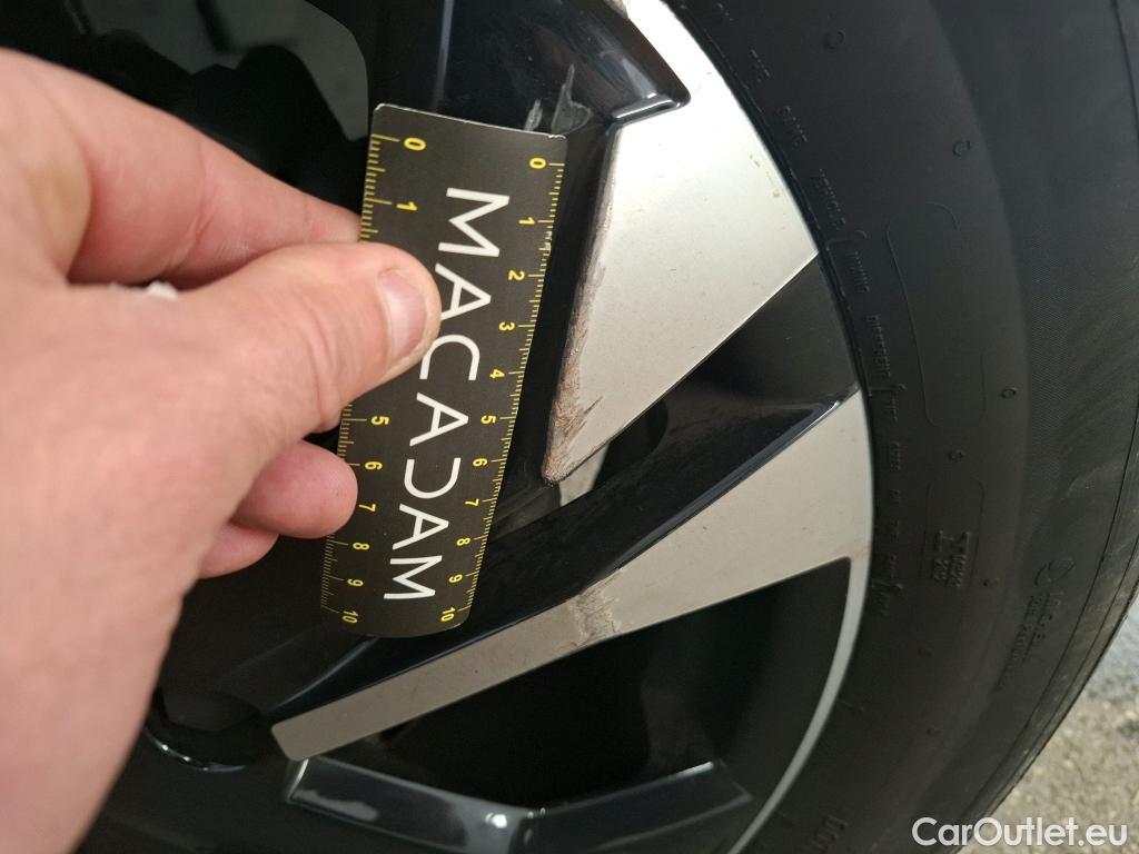  Peugeot  2008  Allure Business 1.2 PureTech 130CV BVA8 E6d #13