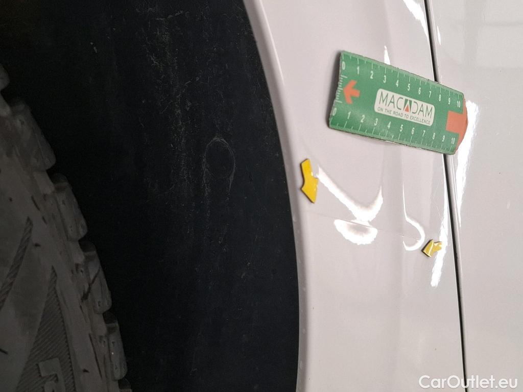  Peugeot  208  Active 1.6 HDi 75CV BVM5 E6 #2