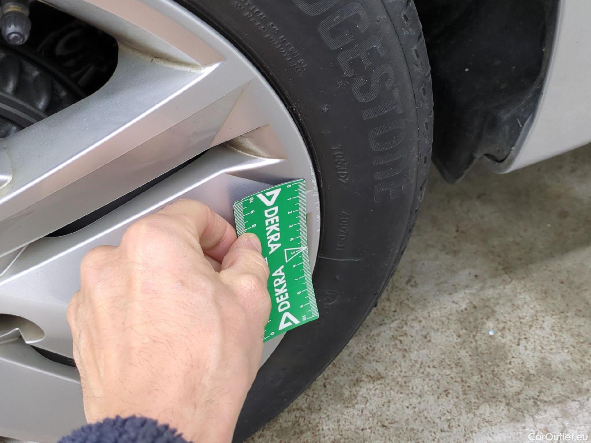  Renault  Clio  V Business 1.0 TCe 90CV BVM6 E6d #9