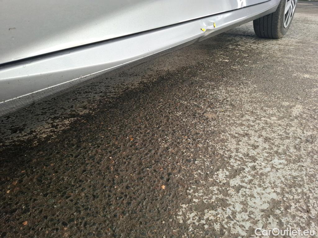  Peugeot  208  Active Business 1.5 HDi 100CV BVM6 E6d #21