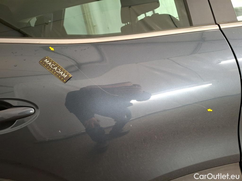  Renault  Kadjar RENAULT  / 2018 / 5P / Crossover Business Blue dCi 115 #4