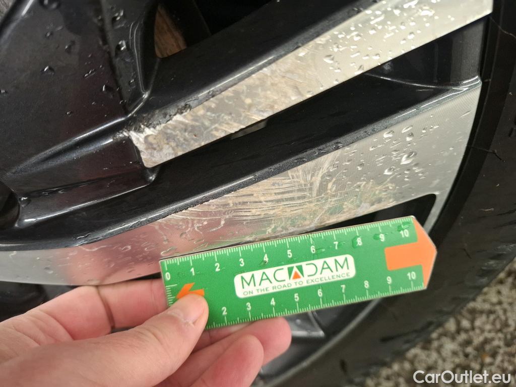  Peugeot  3008  Allure 1.5 HDi 130CV BVA8 E6dT #16