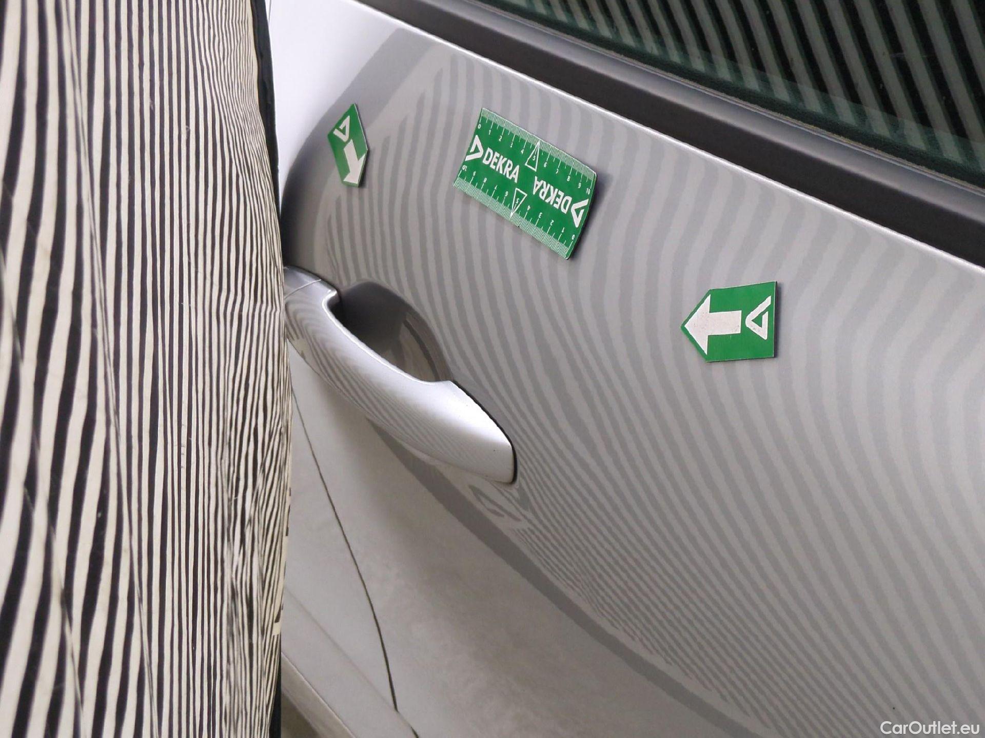  Renault  Clio  V Business 1.0 TCe 90CV BVM6 E6d #40