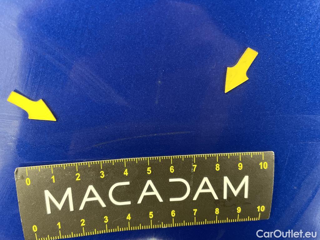  Renault  Captur RENAULT  / 2019 / 5P / SUV techno mild hybrid 140 #6