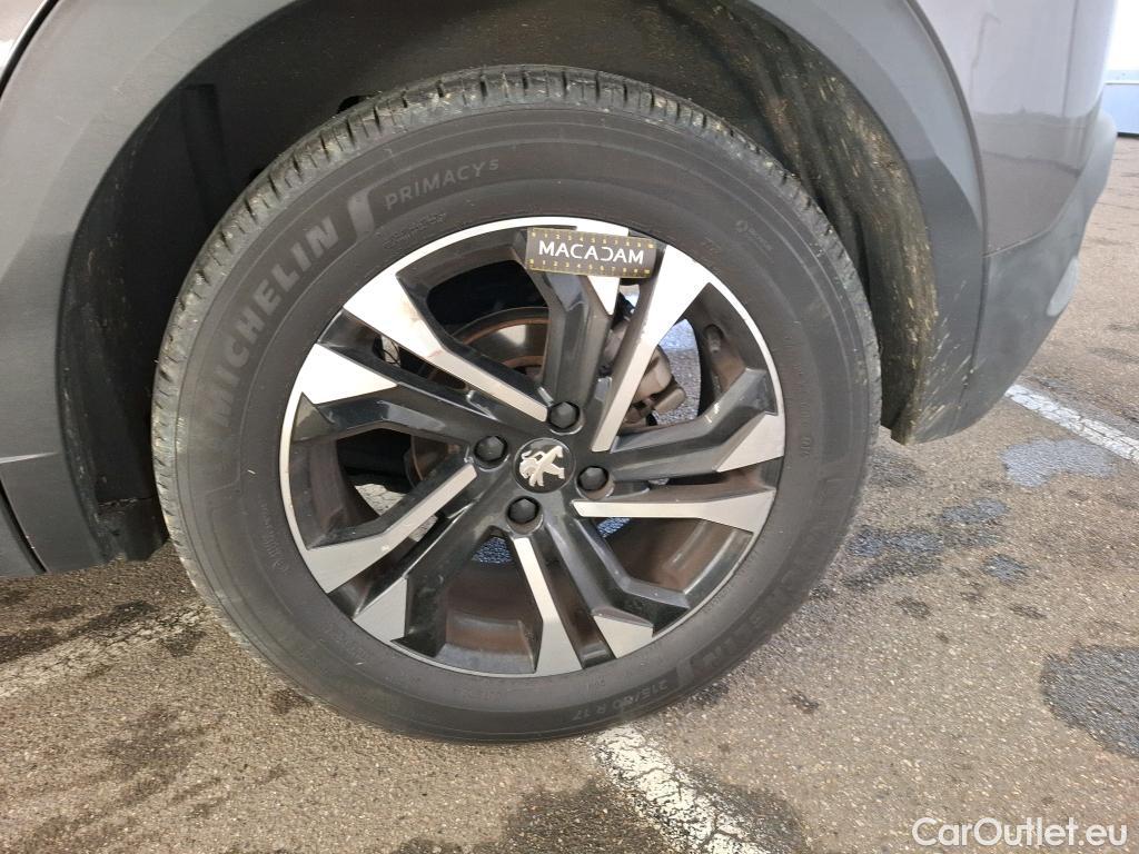  Peugeot  2008  Allure Business 1.2 PureTech 130CV BVA8 E6d #21