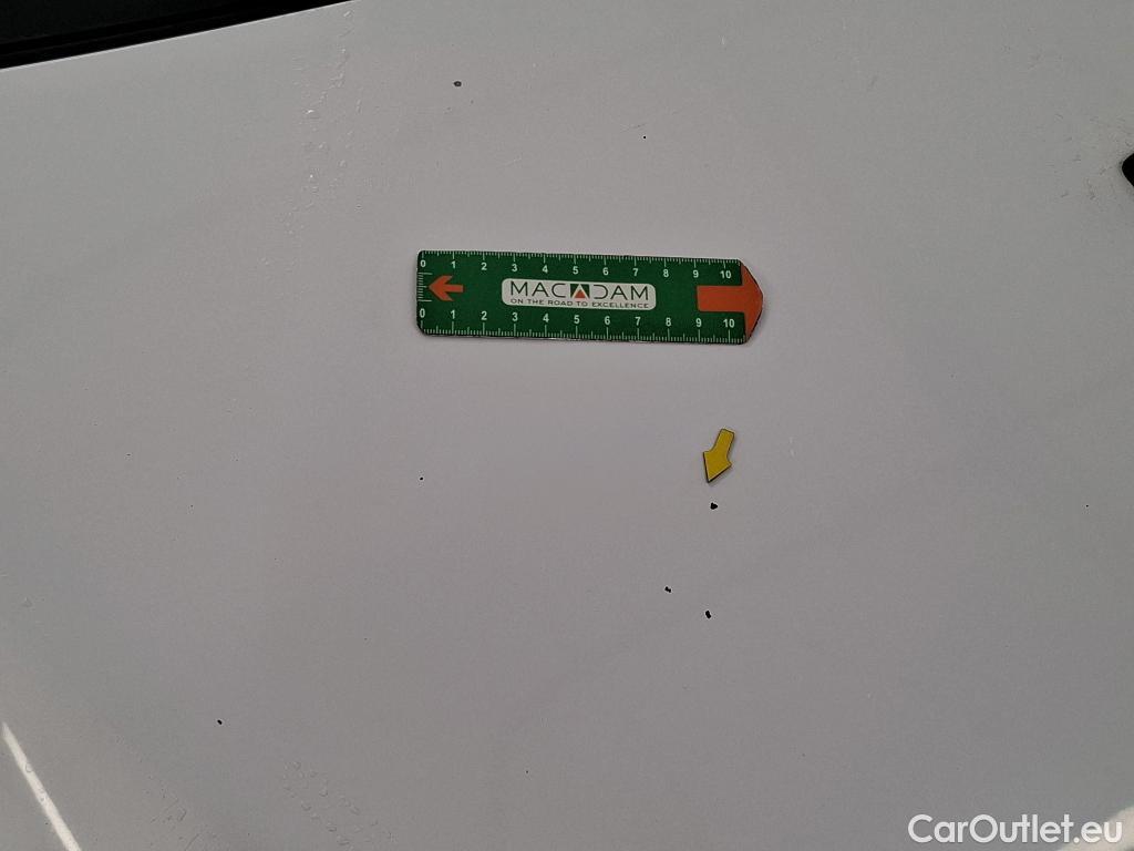  Peugeot  208  Active 1.6 HDi 75CV BVM5 E6 #9