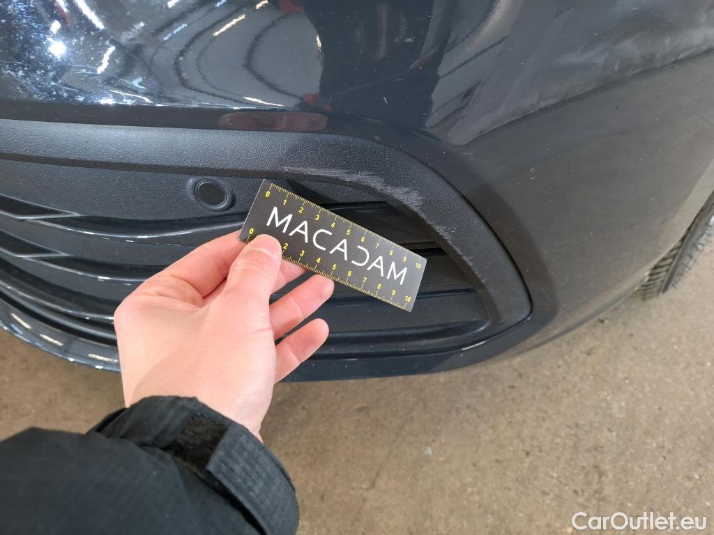  Volkswagen  Golf  VOLKSWAGEN / 2020 / 5P / Berline 1.0 TSI OPF 110 BVM6 Life Busi 1st #37