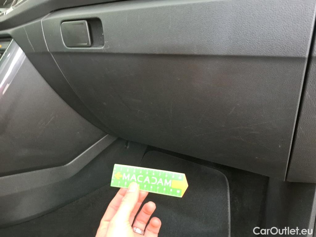  Volkswagen  T-ROC  R-Line 1.5 TSI 150CV BVM6 E6d #27